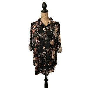 LuLaRoe Valentina Button Down Top